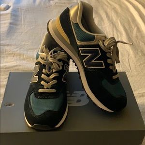 New Balance- 574